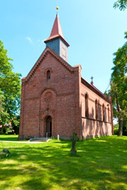 Dorfkirche Dierhagen - Bild vergrößern ...