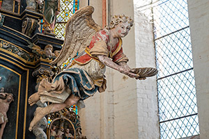 Taufengel in der Dorfkirche Groß Mohrdorf