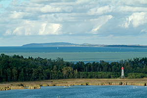 Blick über die Insel Bock nach Hiddensee